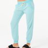 Attirestitch.shop0622f22816 3