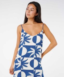 Attirestitch.shop12268e5b07 1