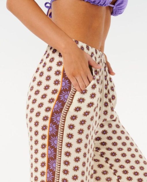 Attirestitch.shop12e62eba7c 1