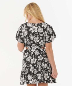 Attirestitch.shop15b0eea746 2