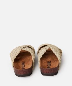 Attirestitch.shop231488ae05 2