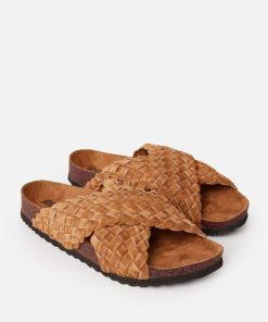 Attirestitch.shop3a5004b0d0 1
