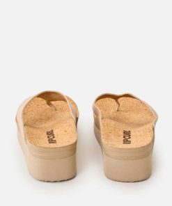 Attirestitch.shop4de6f539d6 2