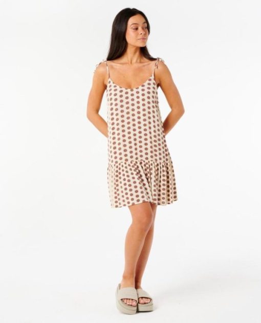 Attirestitch.shop662af59e1f 4