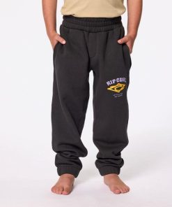 Attirestitch.shop69b94ff8cb 1