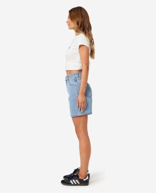 Attirestitch.shop6a7b315c1e 4