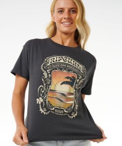Attirestitch.shop6c1339e323 1