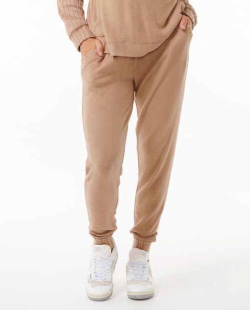 Attirestitch.shop722867d701 1