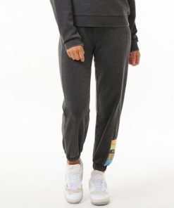 Attirestitch.shopacee3cc657 1