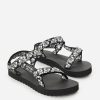 Attirestitch.shopd53487da56 1