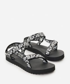 Attirestitch.shopd53487da56 1
