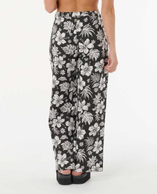Attirestitch.shopd9dea4373d 2