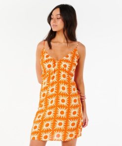 Attirestitch.shopeb705b35f7 2