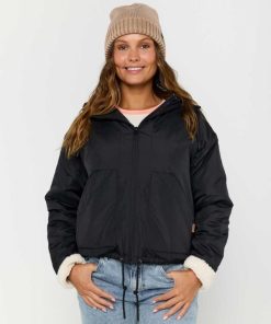 Attirestitch.shopf2924ad488 1